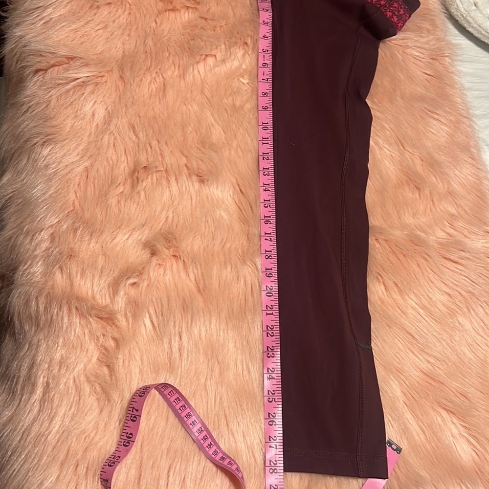Lululemon Can't Stop Pant II Bordeaux Drama / Mountain Peaks size 4 - Picture 14 of 14